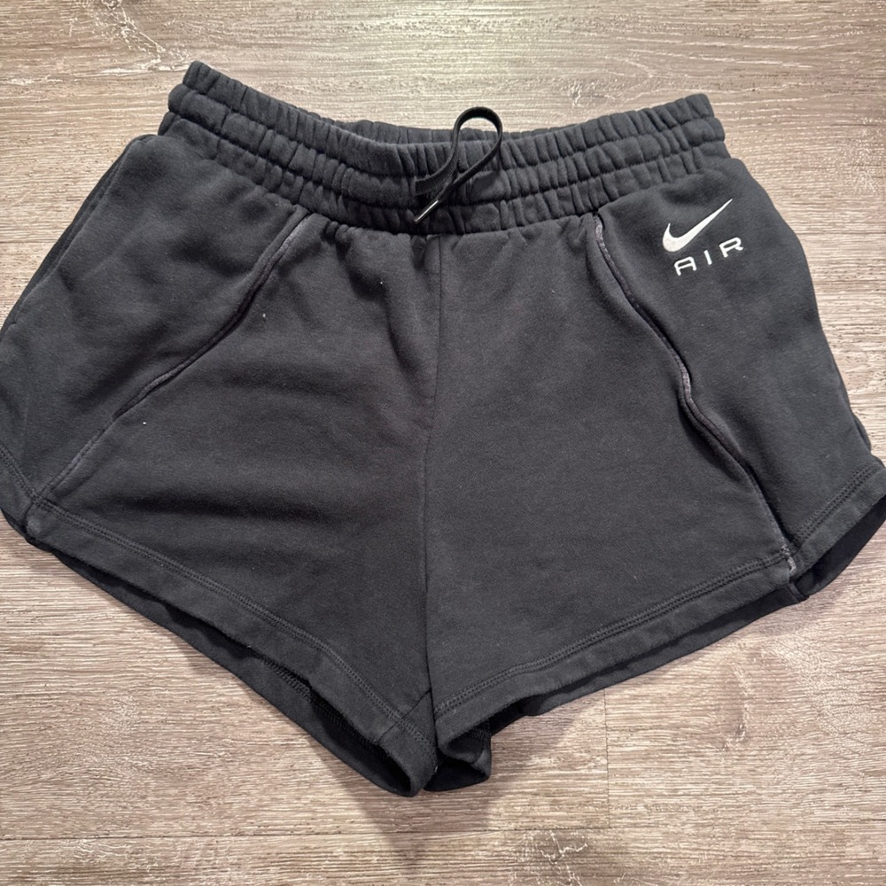 Nike Air Shorts Womens Medium Black Fleece Cotton High Rise Gym Athletic DQ6565